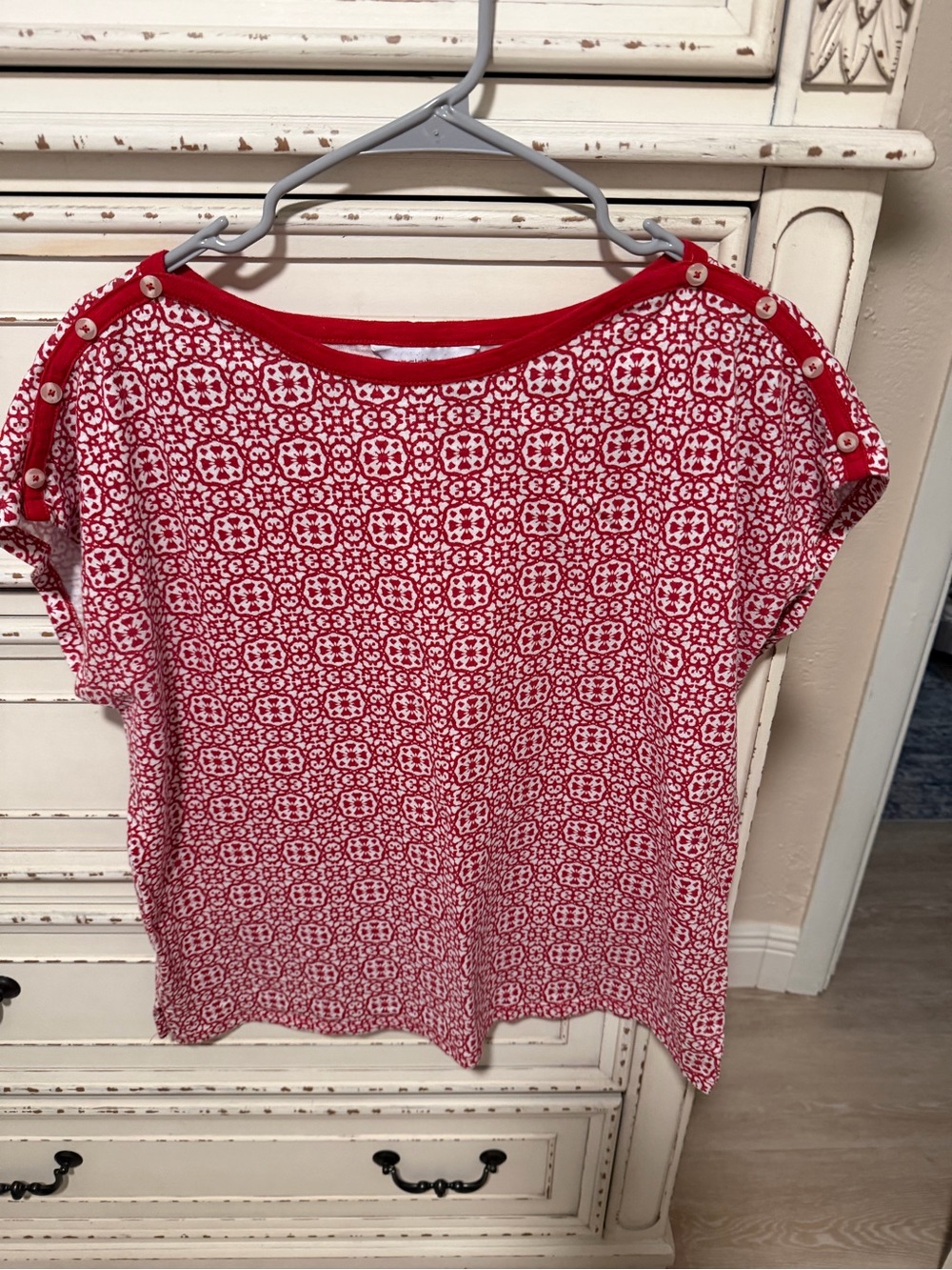 Liz Claiborne Red Printed Short Sleeve Blouse